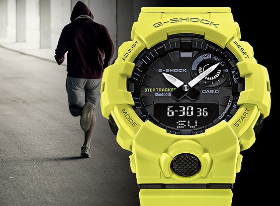 スポーツや運動される方必見 G Shockより新作 G Squad の入荷です 近亀時計店 時計 メガネの専門店